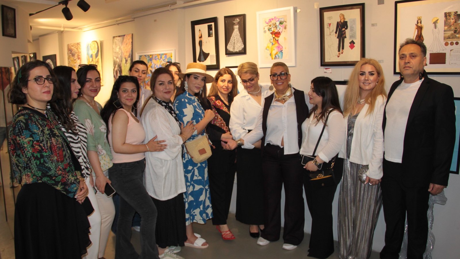 Next Pera Art Gallery, Mahomahi Grup Sergisi, Zahra Kamali Aghdam