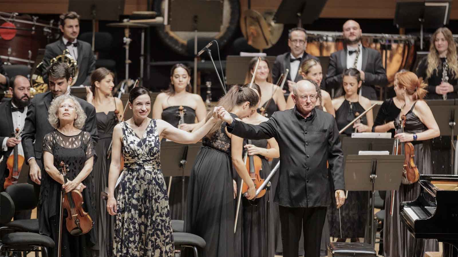 Olten Filarmoni Orkestrası Ve Olga Scheps İzmir’de Sanatseverlere Unutulmaz Bir Gece Yaşattı